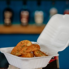 Utopia Corner Bar & Grill